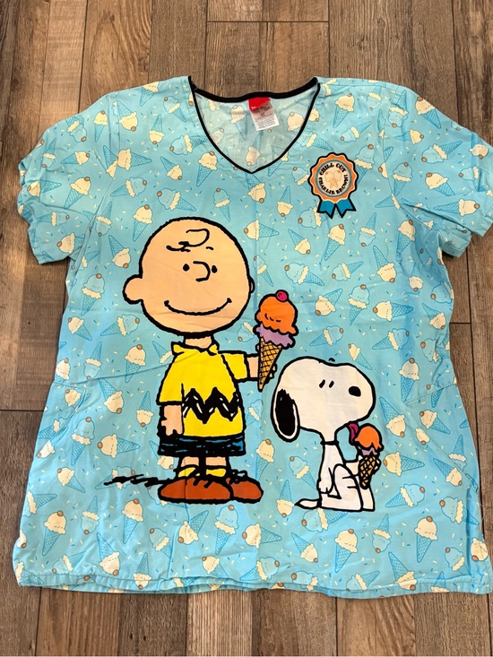 Peanuts Tops - Scrub top